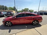 Used 2022 Hyundai Elantra Limited image 4
