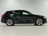 Used 2022 Audi e-tron Premium image 5