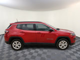 Used 2024 Jeep Compass Latitude image 5