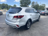 Used 2017 Hyundai Santa Fe SE image 5