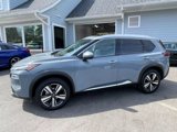 Used 2023 Nissan Rogue SL image 2