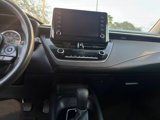 Used 2020 Toyota Corolla LE image 3