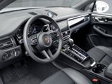 Used 2024 Porsche Macan image 4