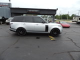 Used 2020 Land Rover Range Rover HSE image 3