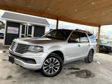 Used 2017 Lincoln Navigator Select image 5