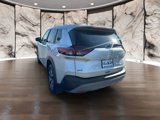 Used 2023 Nissan Rogue SV image 3