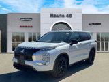 Used 2023 Mitsubishi Outlander SEL Black Edition image 2
