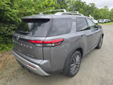Used 2024 Nissan Pathfinder SL w/ SL Premium Package image 3