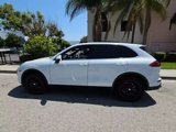 Used 2015 Porsche Cayenne Turbo image 3