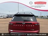 New 2025 Nissan Pathfinder Platinum image 3
