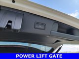 New 2025 Volkswagen Atlas Peak Edition SE image 4