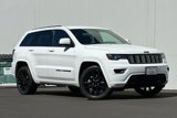 Used 2021 Jeep Grand Cherokee Laredo X image 2