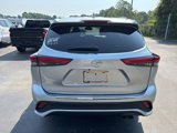 Used 2021 Toyota Highlander XSE image 4