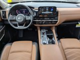 New 2025 Nissan Pathfinder Platinum image 4