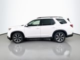 New 2025 Honda Pilot Touring image 4