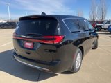New 2025 Chrysler Pacifica Select w/ Uconnect Theater Family Group image 6