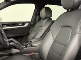 Used 2025 Porsche Cayenne image 5
