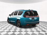 New 2025 Chrysler Pacifica Limited image 5
