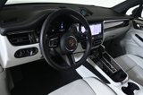 Certified 2025 Porsche Macan image 4