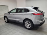 Used 2023 Ford Edge SEL image 3
