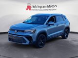 New 2025 Volkswagen Taos SE image 1