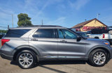 Used 2021 Ford Explorer XLT w/ Equipment Group 202A image 3