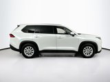 Used 2024 Toyota Grand Highlander XLE image 4