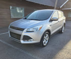 Used 2015 Ford Escape SE image 2
