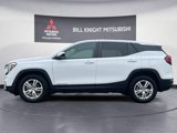 Used 2024 GMC Terrain SLE image 2