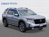 New 2025 Honda Pilot Touring image 5