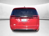 New 2025 Chrysler Pacifica Select image 4