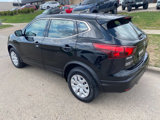 Used 2019 Nissan Rogue Sport S image 3