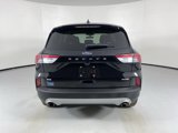 Used 2022 Ford Escape SE image 6