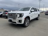 Used 2024 GMC Yukon XL Denali w/ Advanced Technology Package image 2