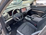 New 2025 Volkswagen Atlas Peak Edition SE image 4