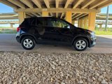 Used 2022 Chevrolet Trax LT w/ LT Convenience Package image 2