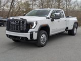 New 2025 GMC Sierra 3500 Denali Ultimate image 3