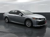 Used 2020 Toyota Camry LE image 4