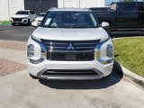 New 2025 Mitsubishi Outlander SEL image 2