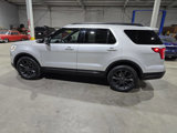 Used 2018 Ford Explorer XLT w/ Equipment Group 202A image 6