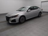 Used 2023 Nissan Altima 2.5 SV image 2