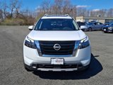 New 2025 Nissan Pathfinder SL w/ SL Premium Package image 2