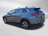 Used 2023 Toyota Highlander XLE image 5
