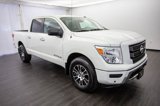 Used 2021 Nissan Titan SV w/ SV Convenience Package image 2