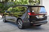 New 2025 Chrysler Pacifica Pinnacle image 4