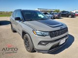 Used 2023 Jeep Compass Altitude image 2