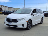 Used 2023 Honda Odyssey Elite image 2