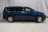 New 2025 Chrysler Pacifica Select image 3