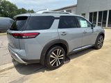 New 2025 Nissan Pathfinder Platinum image 4
