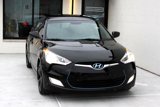 Used 2013 Hyundai Veloster w/ Tech Pkg image 2